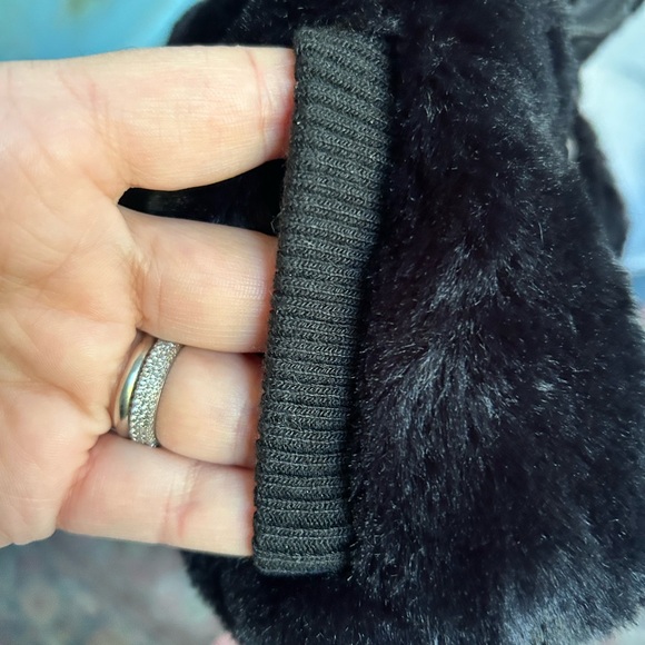 Urban republic toddler faux fur coat 18m - Picture 3 of 3